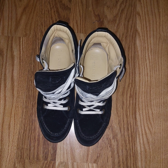 Chanel Sneakers - Picture 6 of 7